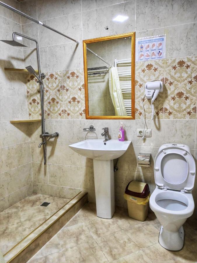 Sophia'S Guesthouse Kazbegi Esterno foto